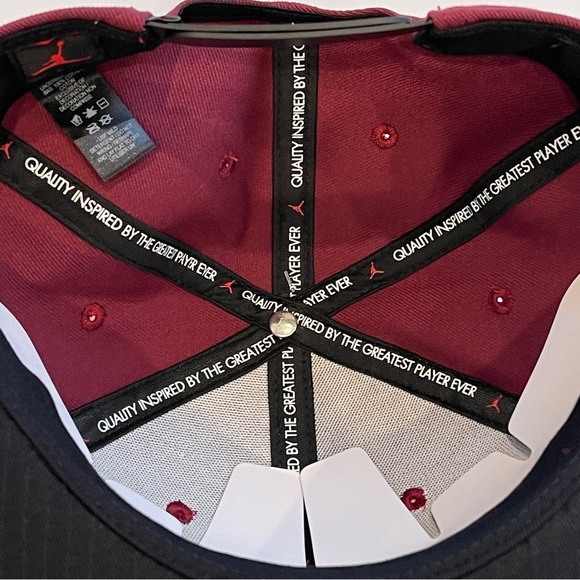 NWT Jordan Pro Jumpman Snapback Hat Mens Cherrywood Red Black - Picture 8 of 12